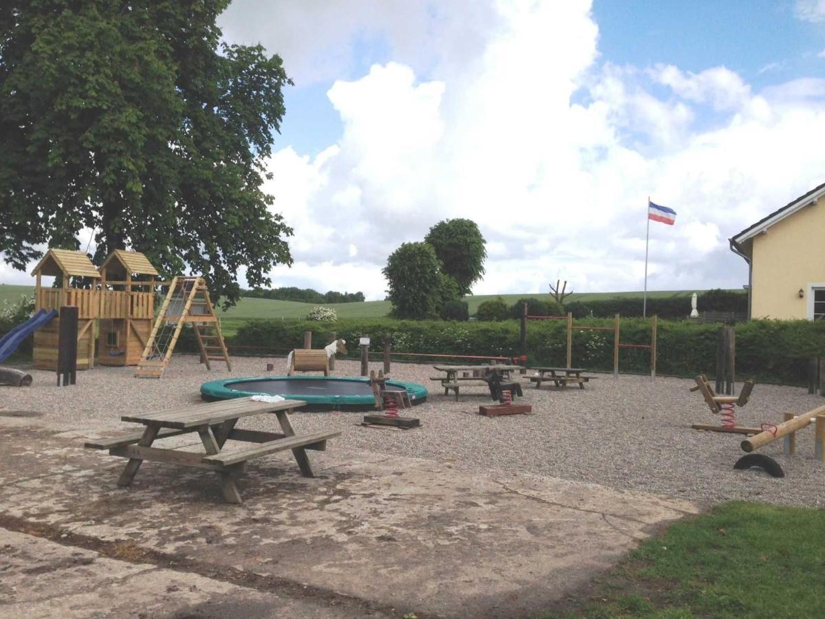 Ferienwohnungen Gut Oestergaard Steinberg  Exteriör bild